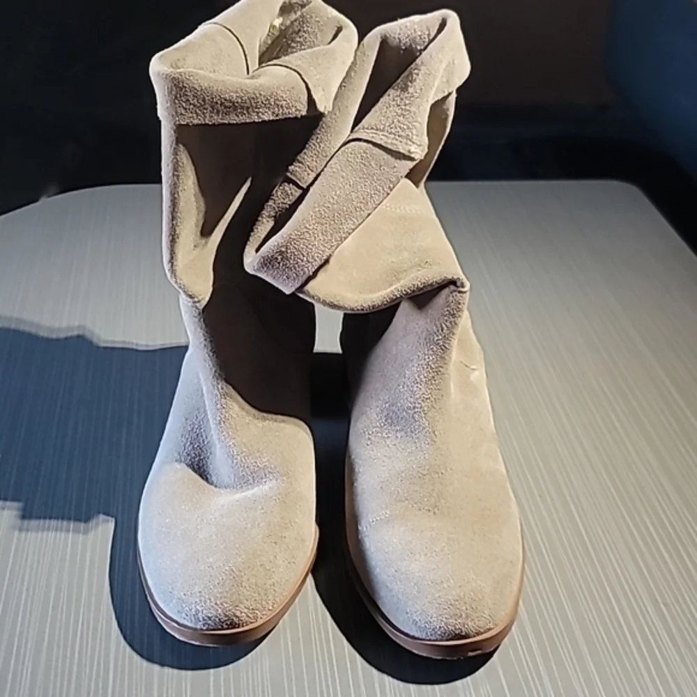 Sole Society Calanth Soft Suede Leather Grey/Tan Boots Women's 6M Good Condition